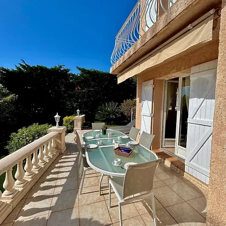 Aurelle Vue Villa *